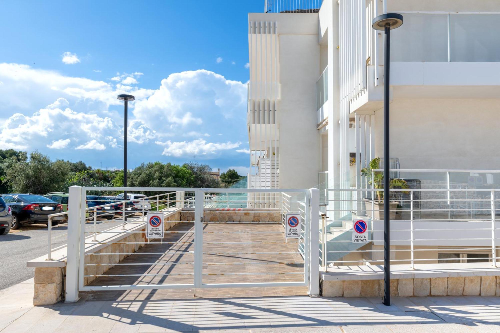 Cozy Marine Apt With Jacuzzi - 250Mt From Sea Polignano a Mare Ngoại thất bức ảnh